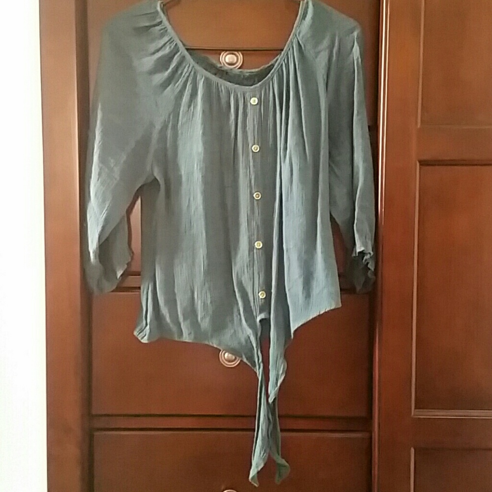 3/4 sleeve top